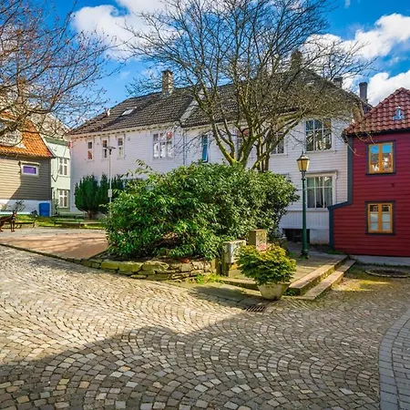 Apartment Style I Cozy Street I Easy Check In