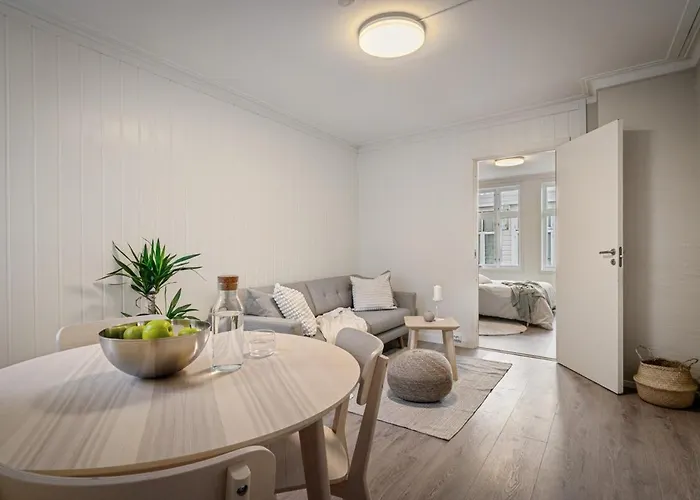 Style I Cozy Street I Easy Check In Берген